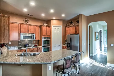 705 Rivercrest Pkwy, Redding, CA 96002 photo 17