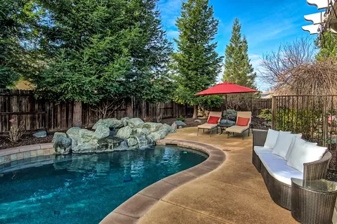 705 Rivercrest Pkwy, Redding, CA 96002 photo 3