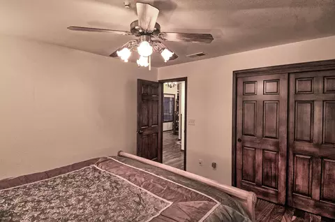 573 Royal Oaks Dr, Redding, CA 96001 photo 35
