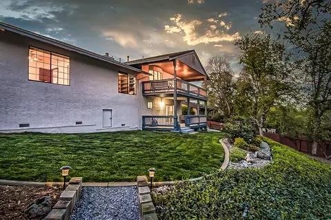 573 Royal Oaks Dr, Redding, CA 96001 photo 43