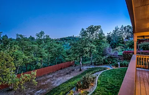 573 Royal Oaks Dr, Redding, CA 96001 photo 47