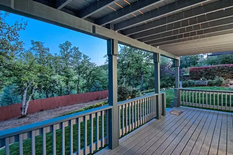 573 Royal Oaks Dr, Redding, CA 96001 photo 40