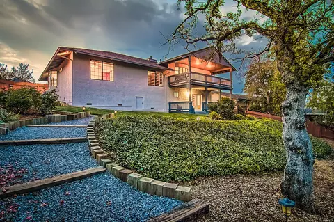 573 Royal Oaks Dr, Redding, CA 96001 photo 44