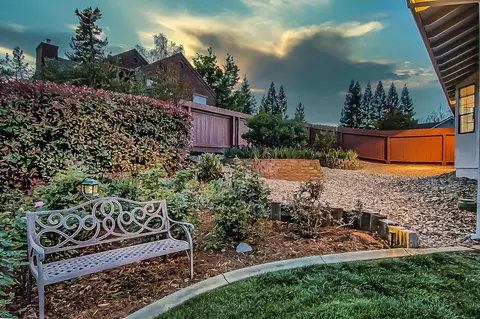 573 Royal Oaks Dr, Redding, CA 96001 photo 45