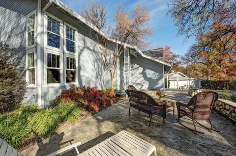 15912 Montgomery Ranch Rd, Redding, CA 96001 photo 2