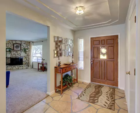 4640 Alta Saga Dr, Redding, CA 96002 photo 3