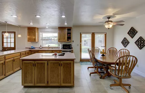 4640 Alta Saga Dr, Redding, CA 96002 photo 9