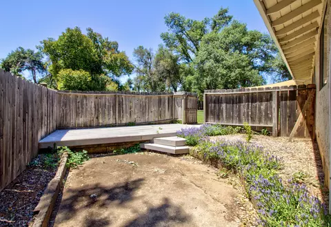 4640 Alta Saga Dr, Redding, CA 96002 photo 42