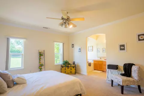 4196 Winter Green Ct, Redding, CA 96001 photo 8