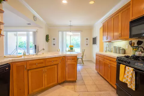 4196 Winter Green Ct, Redding, CA 96001 photo 20