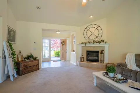 4196 Winter Green Ct, Redding, CA 96001 photo 2