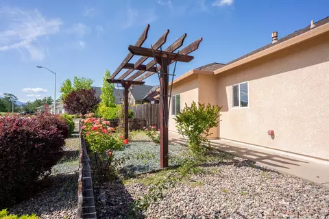 4196 Winter Green Ct, Redding, CA 96001 photo 24