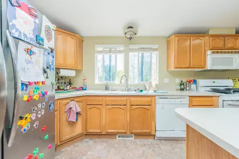 13620 Broken Branch Trl, Redding, CA 96003 photo 38