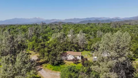 13620 Broken Branch Trl, Redding, CA 96003 photo 12