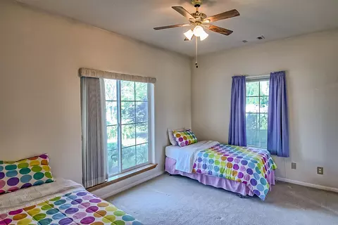 19745 Holstein Ln, Redding, CA 96002 photo 30