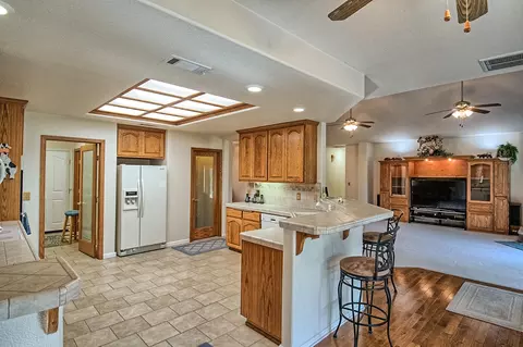 19745 Holstein Ln, Redding, CA 96002 photo 19