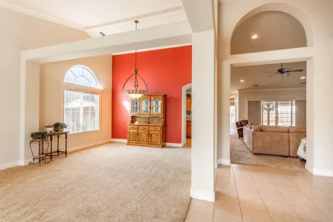 7508 Robles Dr, Redding, CA 96002 photo 11