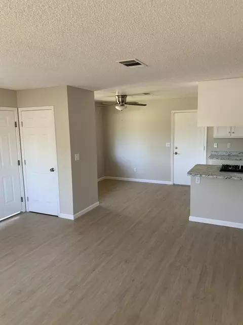 2640 Toyon St, Anderson, CA 96007 photo 7