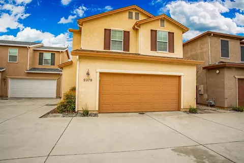 2379 Shining Star Way, Redding, CA 96003 photo 2
