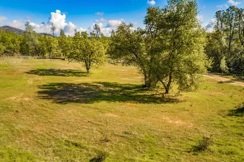 15203 Diggins Way, Redding, CA 96001 photo 3
