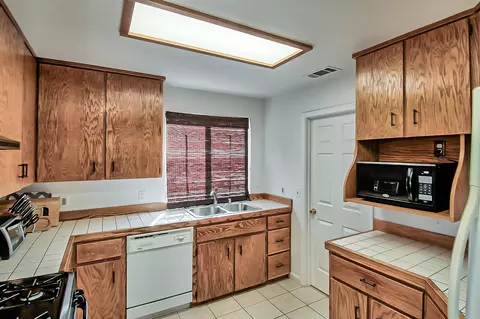 1967 Trumpet Dr, Redding, CA 96003 photo 14