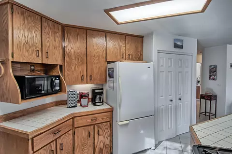 1967 Trumpet Dr, Redding, CA 96003 photo 13