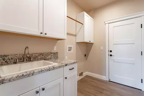 730 Sunriver Ln, Redding, CA 96001 photo 25