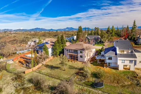 730 Sunriver Ln, Redding, CA 96001 photo 27