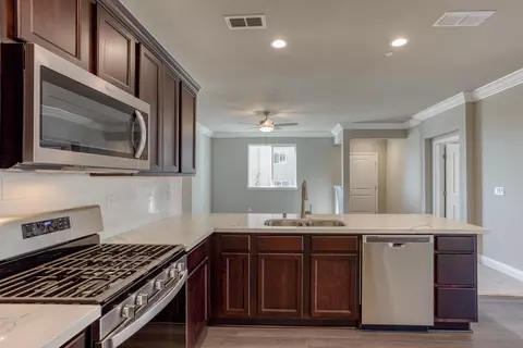 872 Congaree, Redding, CA 96001 photo 8