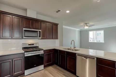 872 Congaree, Redding, CA 96001 photo 5