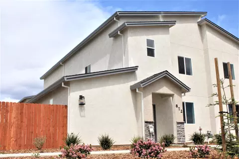872 Congaree, Redding, CA 96001 photo 1