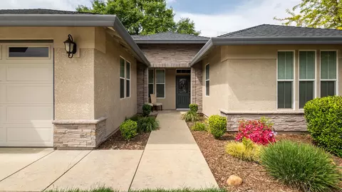 4876 Fiddleneck Dr, Redding, CA 96002 photo 6