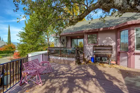 6055 Gleneagles Ct, Redding, CA 96003 photo 22