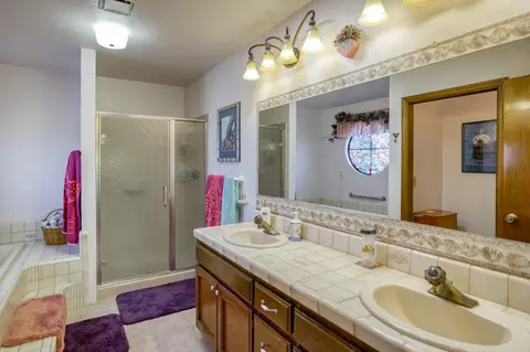 6055 Gleneagles Ct, Redding, CA 96003 photo 21