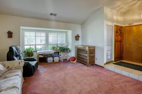 6055 Gleneagles Ct, Redding, CA 96003 photo 7