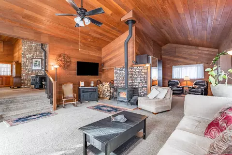 8319 Placer Rd, Redding, CA 96001 photo 11