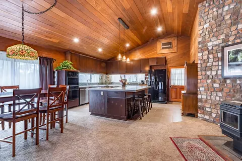8319 Placer Rd, Redding, CA 96001 photo 8