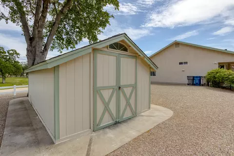 992 Paramount Way, Redding, CA 96003 photo 18