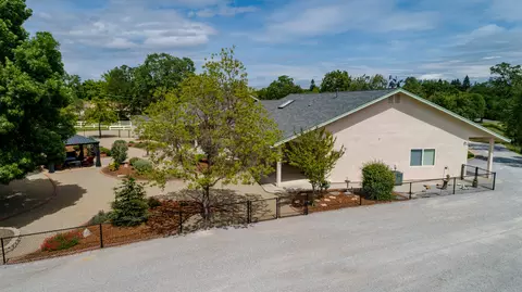 992 Paramount Way, Redding, CA 96003 photo 22