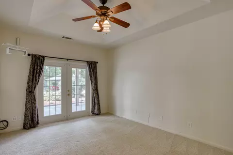 992 Paramount Way, Redding, CA 96003 photo 73