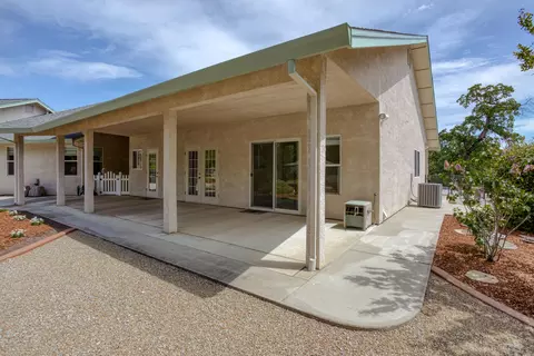 992 Paramount Way, Redding, CA 96003 photo 64