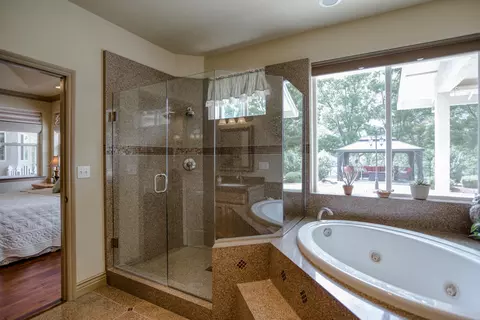 992 Paramount Way, Redding, CA 96003 photo 49