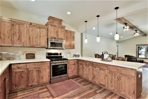 219 Old Mill Dr, Mccloud, CA 96057 photo 8