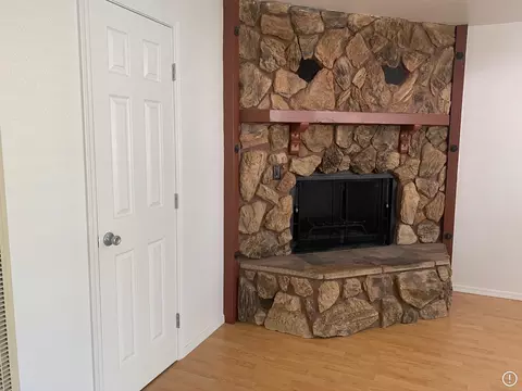2391 Nebula St, Redding, CA 96002 photo 3