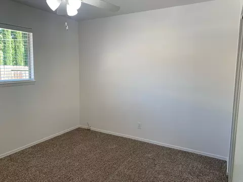 2391 Nebula St, Redding, CA 96002 photo 10