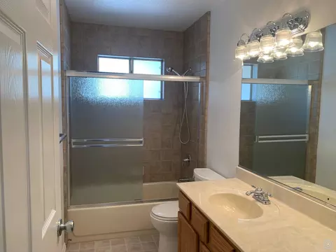 2391 Nebula St, Redding, CA 96002 photo 8