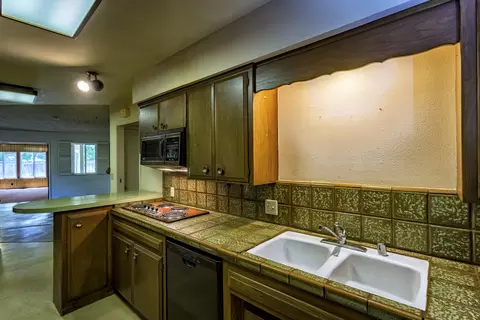 840 Redbud Dr, Redding, CA 96001 photo 8