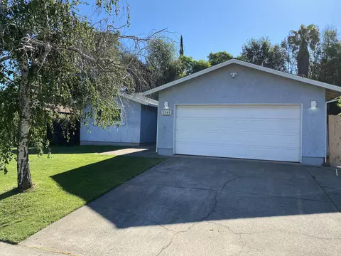 2585 Rosebud Ln, Redding, CA 96002 photo 2