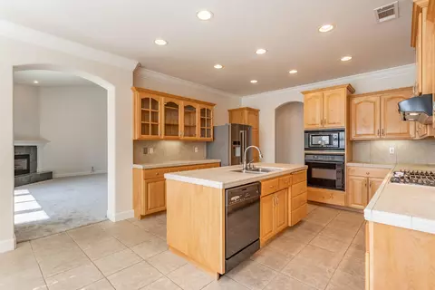 2359 Tradition Way, Redding, CA 96001 photo 13