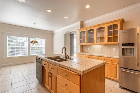 2359 Tradition Way, Redding, CA 96001 photo 12